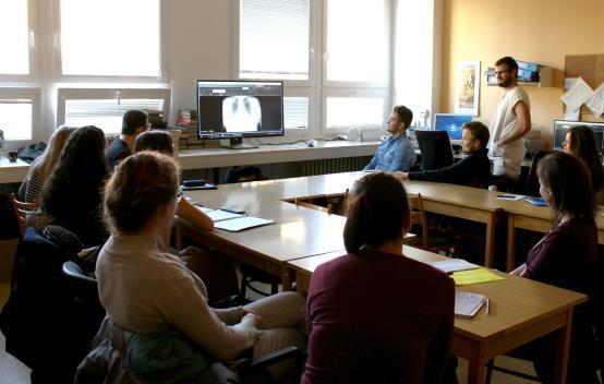 9 PEDAGOGICKÉ AKTIVITY Personální složení katedry: Přednosta: Zástupce přednosty pro organizaci výuky: prof. MUDr. Jiří Gallo, Ph.D. doc. MUDr. Miroslav Pach, CSc. Ostatní členové katedry k 31. 12.