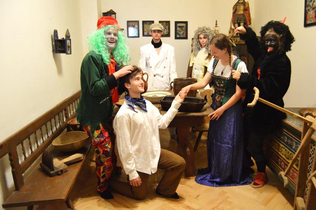 Literárně dramatický obor: literárně dramatický obor (LDO) se vyučuje ve výtvarném ateliéru na odloučeném pracovišti Benešov, Malé náměstí 74 vyučování zajišťoval jeden vyučující V školním roce