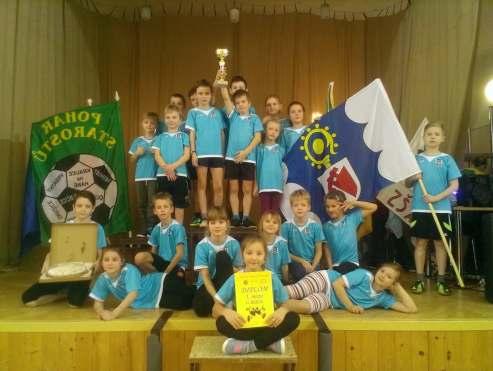 Základní a mateøská škola Základní a mateøská škola Starostuv hanácké vdolek Ve ètvrtek 30. listopadu se naše škola zúèastnila závodù nazvaných Starostuv hanácké vdolek.