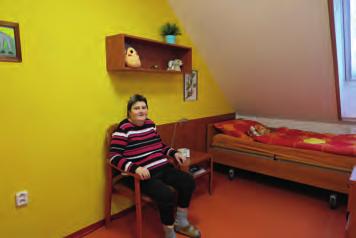 péči vypomoci s předpokladem návratu této osoby zpět do rodiny; jedná se o krátkodobé