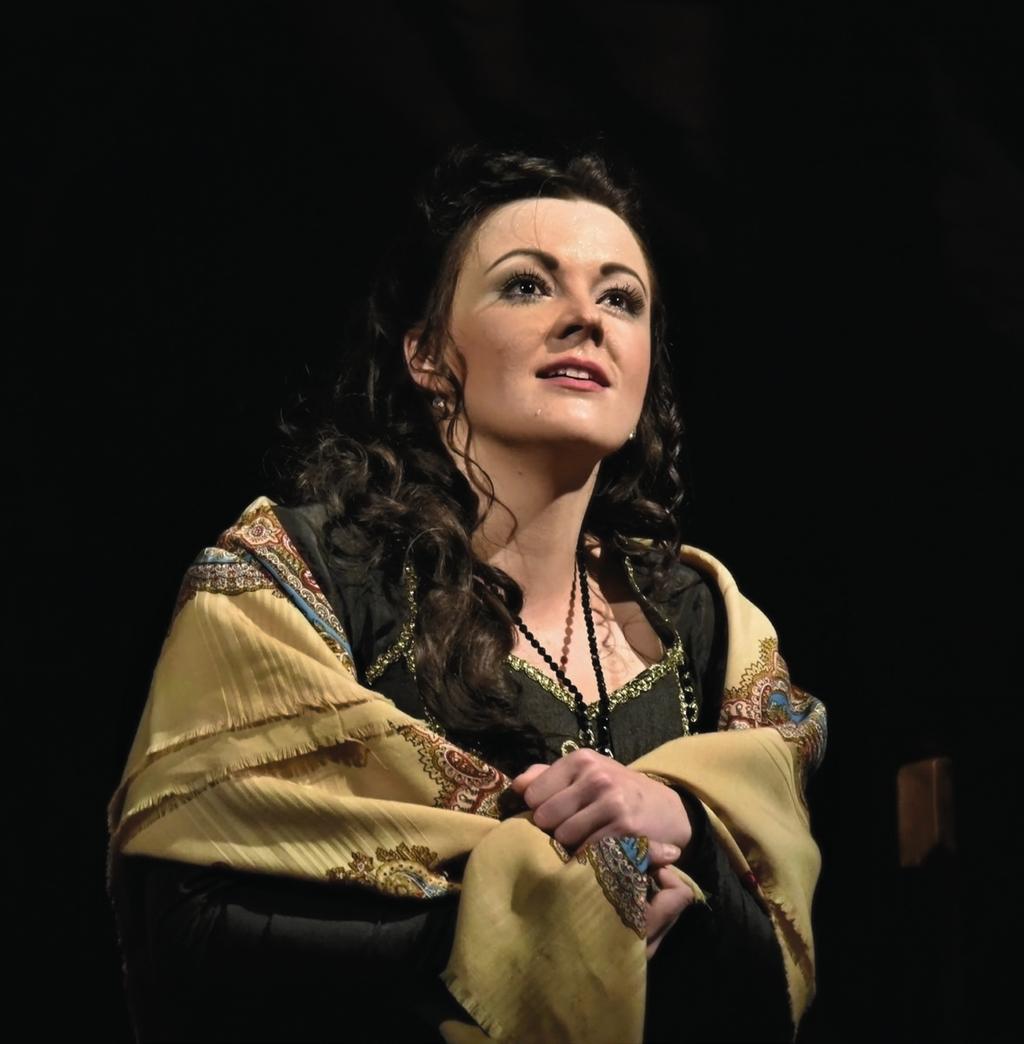 Mariana Hochelová Giuseppe Verdi RIGOLETTO libreto Francesco Maria Piave dirigent režie scéna kostýmy sbormistr asistent režie dramaturgie Martin Doubravský