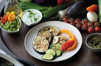 Rafinované pochúťky Oval Grill Grilovaná zelenina a huby Guacamole Pre 4 osoby 400 g veľkých húb (napr.