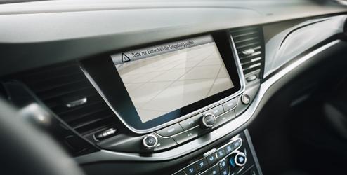 Pro zážehové motory 90397315 17 02 531 Kč 2950 Odpovídá normě DIN 72553, zabudovaný vypínač. Průměr 25 mm?