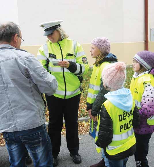 19 2017 / 1 č. 83 HALENKOVICKÝ ZPRAVODAJ Dětská policie Halenkovice podzim 2016 Dne 18. října 2016 se ZŠ Halenkovice prostřednictvím svých žáků 4.