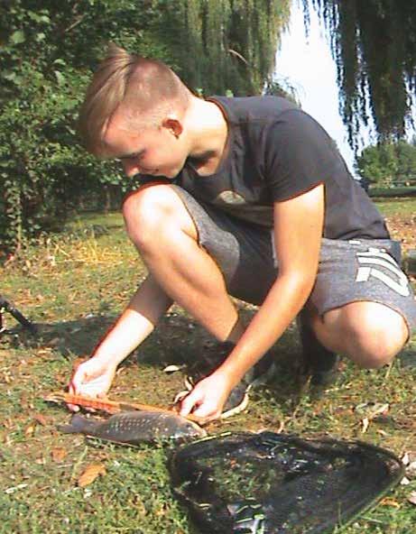 Jednotka hned z první události přejela na místo a pomocí teleskopické tyče větev odstranila. Josef Gabrhelík - velitel Poděkování firmám WISS CZECH a FAGUS Firma WISS CZECH, s.r.o. darovala pro jednotku SDH Halenkovice 2ks proudnic PROTEK 366 Firma FAGUS, darovala pro JSDH motorové kalové čerpadlo HERON.