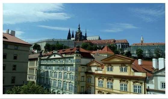 V Praze Češi ukázali německým studentům nejvýznamnější památky, ke kterým vždy řekli několik