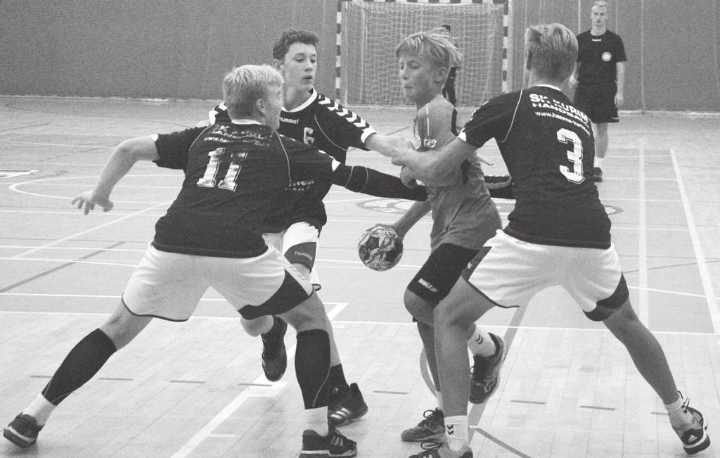 Rozhodčí: Michal Chládek. ŽK: 33. Čábelka, 87. Dudla 87. Jouza, 45. L. Jelínek, 32. Hájek, 82. Petrů, 35. Z. Louda, 84. Viktora. Diváků: 100. Poločas: 0:0. Branka: 78. Navrátil. Rozhodčí: Hanák.