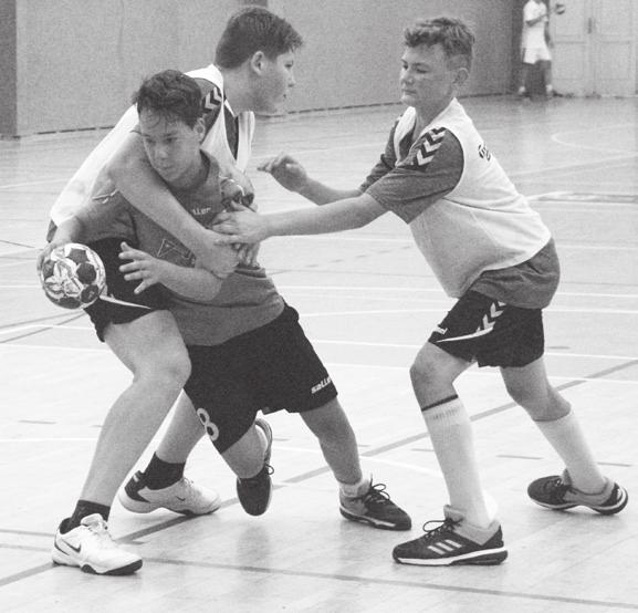 Čtvrté kolo I. B třídy, skupina C, nabídlo další z derby zápasů, na hřiště zručské Jiskry dorazil nováček ze Slavoje Vrdy.