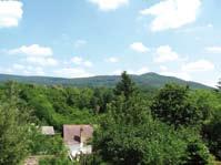 : 0948 747 476 Moderná arch., s výhľadom na Hrad a Slavín.