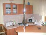 vilovej štvrti s vlastnou prístupovou cestou, VIS. 69,90 /m 2 0907 748 696 RODINNÉ DOMY Borinka, 4-izb. RD, 9-á pozemok, pekné prostredie, vhodný ako chalupa.