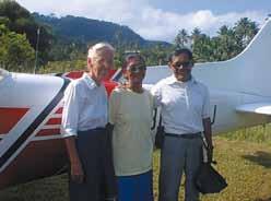 Dr. Sheila Robertson s Adou a Sebastianem Edmundovými věku kolem 75 let, přijela jako dobrovolník s prosbou: Vezměte mě do té nejzapadlejší vesnice, kde bych mohla sloužit Bohu.