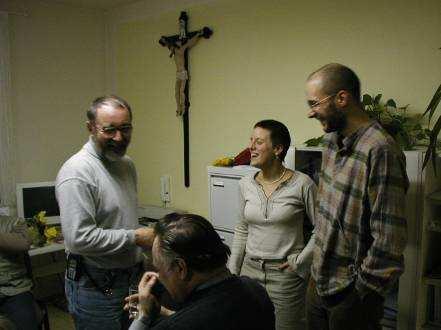 Pracovníci Charity Kyjov K 31.12.2002 měla Charita Kyjov celkem 36 zaměstnanců.