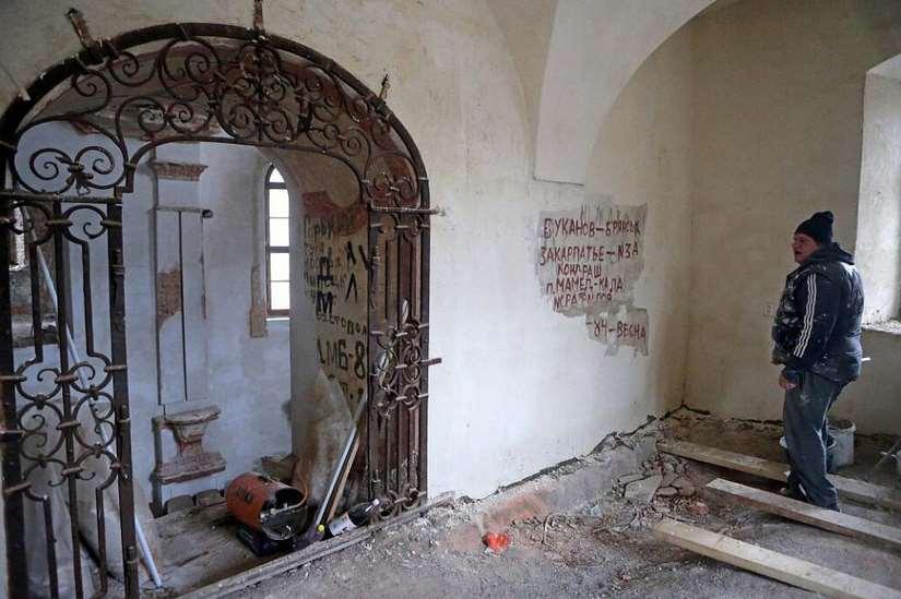 1) Minulý vývoj 20.