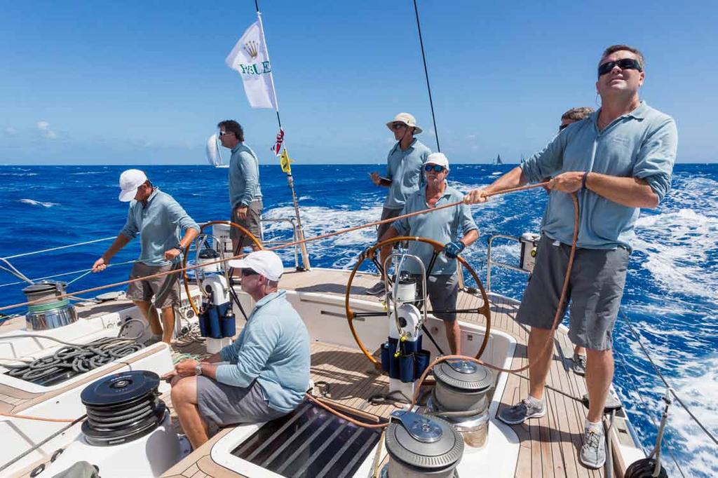 SPORT Rolex Swan Cup Caribbean 2015 79 Závod byl rozvržen na čtyři závodní dny, přičemž na každý den byla naplánována pouze jedna rozjížďka s délkou mezi 20 až 43 mílemi.