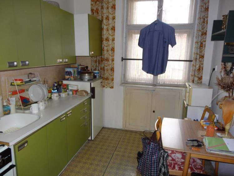 Záznam o prodeji srovnávané nemovitosti č. 3 1. Identifikace Prodej, Byt, 28 m 2, Kuldova, Brno Celková cena: 1.075.000 Kč Adresa: Kuldova, Brno, okres Brno-město 2.