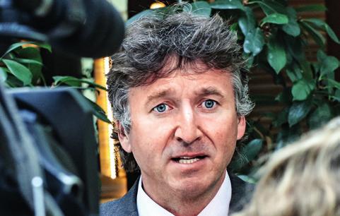 TEMPUS Krize českého zdravotnictví finanční, personální i morální Zdravotnictví je chronicky podfinancované. S nedostatkem peněz úzce souvisí prohlubující se nedostatek zdravotníků.