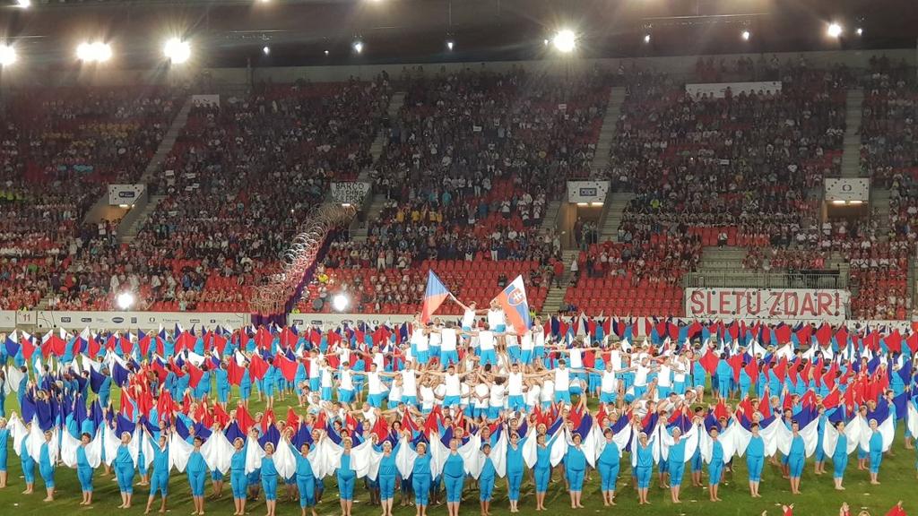 Po ukončení průvodu je opět čekala cesta zpět do Králova Dvora, kde se v sokolovně setkali s dalšími členy cyklistického oddílu a starostou jednoty.