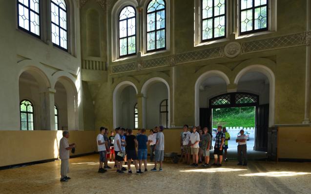 vzdělávání Plzeňským krajem a také s programem jednotlivých dnů Řemeslného kempu.