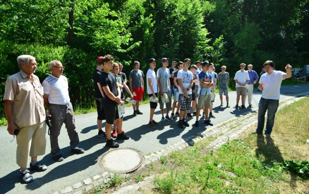 Potom následovala prohlídka největší české a druhé největší jízdárny v Evropě,