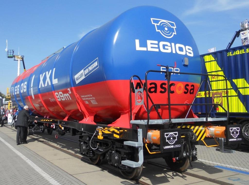 Česká stopa v expozici nákladních vozů byla mimo jiné i v podobě kontejnerového a