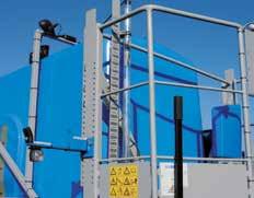 elektronický ukazatel stavu hladiny Tank Control je tak možné ušetřit Ochrana při rozjezdu K ochraně trysek a ramen před poškozením je Albatros vybaven 3D ochranou.