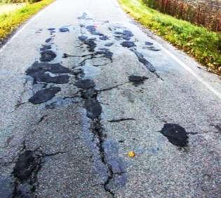 Obdobné poruchy: Ovlivňuje: Příčina vzniku: Možný vývoj: Návrh opravy: Pohodlí jízdy. Vyspravení výtluků.