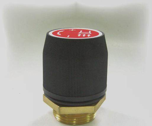 Zpětná klapka slouží jako ochrana před zpětným pronikáním vzduchu do vyvakuovaného potrubí.