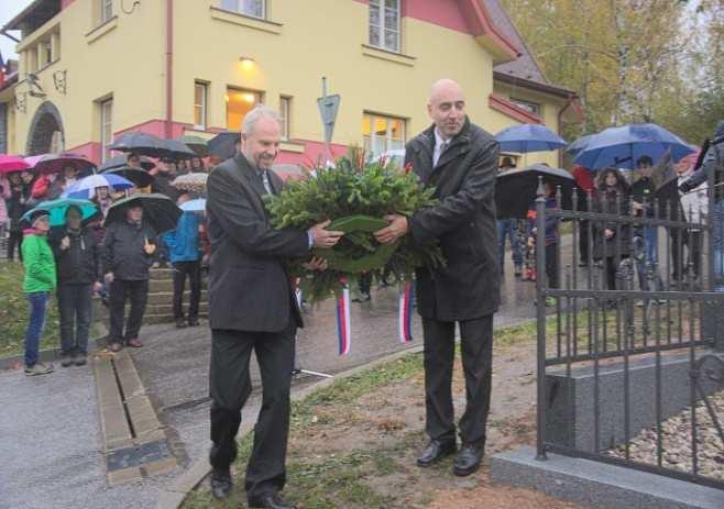 OSLAVA 100 LET VZNIKU ČESKOSLOVENSKÉ REPUBLIKY Napříč celou republikou se v neděli 28. října slavilo 100 let od vzniku samostatného Československého státu a Chuchelna nebyla výjimkou.