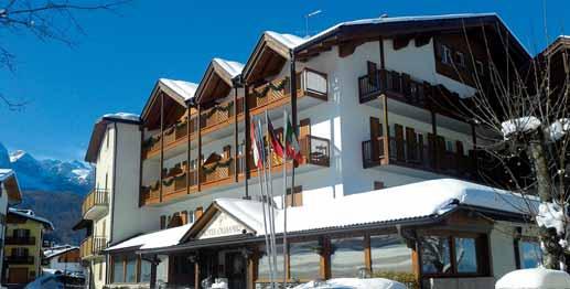 Skirama Dolomiti 5 ne HOTEL OLISAMIR C 101 6 ne 2 DĚTI RESIDENCE ALBA NOVA C 102 2,8 km poloha: Cavedago, centrum - 100 m, skiareál Paganella - 2,8 km, skibus - 0 m vybavenost a služby: recepce, bar,