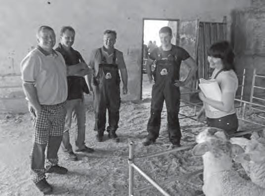 Všetky zvieratá boli výborne pripravené. NT je aj miestom diskusií a výmeny skúseností.