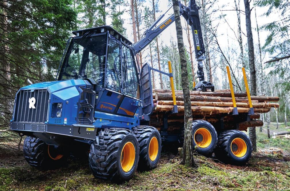 VYPLŇUJE PROSTOR MEZI VYVÁŽECÍMI TRAKTORY F10 D