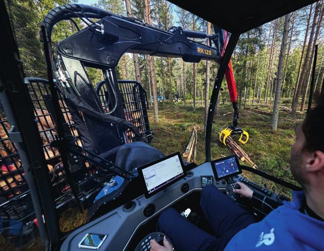 EKOLOGICKÉ MOTORY S NÍZKOU SPOTŘEBOU PALIVA A MALOU SPOTŘEBOU ADBLUE + EKOLOGICKÉ MOTORY Efektivnější spalování, účinek a točivý moment Nízká spotřeba ADblue: Spotřeba pouze 2 3 % objemu paliva