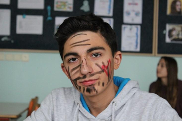 Rozhovor s Davidem Mesropyanem Výsledky ankety Jak dlouho už tady jsi? 1 rok Bylo pro tebe těžké se naučit česky? Ani ne jenom jsem na to potřeboval čas. Bylo pro tebe těžké si najít kamarády? Ne.