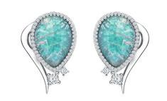 PREMIUM LINE PREMIUM Ines 6109 24 Matrix Turquoise W: 13 mm, H: 44 mm, L: 45 cm W: 0.5", H: 1.7", L: 17.7" Weight (Ag): 3.30 g 6111 24 Matrix Turquoise W: 13 mm, H: 20 mm W: 0.5", H: 0.
