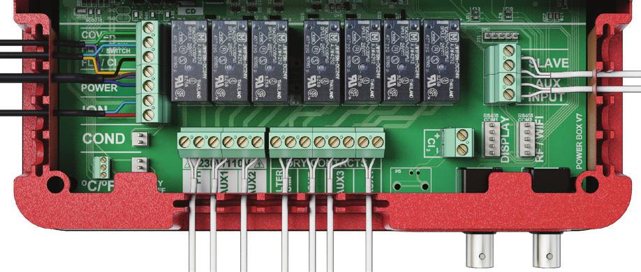 Připojení rozvaděče 1 2 110-230V Napájení (230 V) Vypínač 3 4 Pojistka zařízení a elektrolytické cely (3,15 A) Pojistka relé (3,15 A) Zastřešení bazénu FL1 Sonda chloru (průtokoměr)