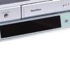 Kombinovaný přehrávač Toshiba SD-34VL může také dobře sloužit jako základ domácího kina, umožňuje přehrávat disky DVD-Audio, hudbu ve formátech MP3 a WMA, prohlížet obrazové soubory JPEG a nezastaví