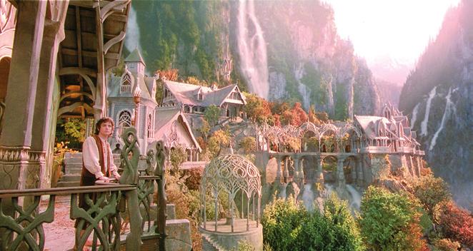 fenomén Svět podle Tolkiena Současný film žije sériemi: většinou ale nejsou originálního původu ( jako Vetřelci, Hvězdné války nebo Matrix), ale vycházejí z klasických předloh.