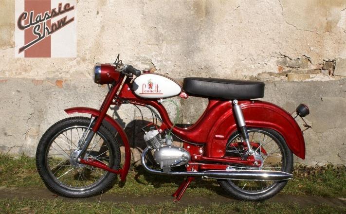 _MONARK_ Výrobce: AB Cykelfabriken Monark, Varberg Švédský výrobce motocyklů, mopedů a bicyklů používal ve svých lehkých