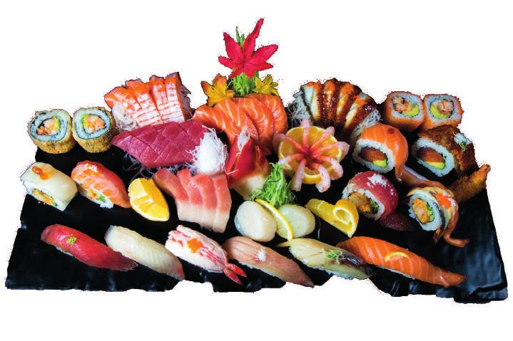zvýhodnená sushi menu Engawa Surprise pro 3 až 5 osob, délka lodi 56 cm Maki sushi 50 ks California tobiko, California sesame, California grill salmon, Ebiten, Sake, Avocado, Asupara Nigiri sushi 16