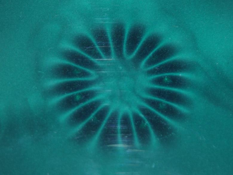 Zobrazení magnetického pole krychlových magnetů KS-10N/N42 Neodymový magnet KS-10N/N42 byl využit pro měření magnetické indukce (viz kapitola 4.4.3), jeho parametry nalezneme v tabulce 17.