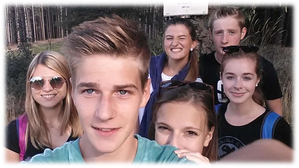 volených bodů bude vyšplhat jen na sousední vrchol Brno, a ne se vypravit do opravdického moravského města. Brzy ráno jsme vyfasovali mapu a buzolu, jež nám prý měla dopomoct k cíli.