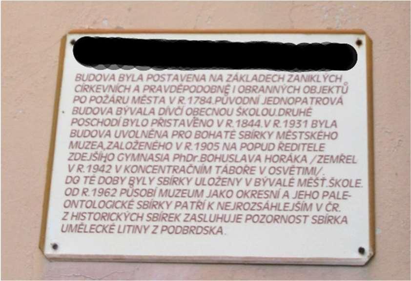 kompletně vyhořely (nápověda: