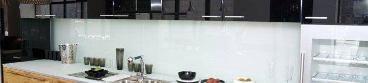 Lesklé materiály EGGER ST30 6 W1100 ST30 U732 ST30 U999 ST30 Dodací pořádek Skladová kolekce 2017 Dekor Název dekoru 2800 x 2070 x 18 mm ST30 W1100
