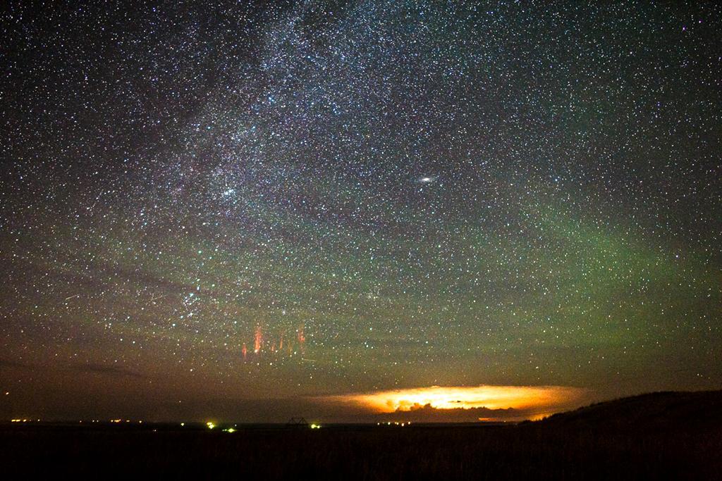 Koncentrické vlny v airglow nad konvektivními bouřemi 2014-08-20, Tom A.