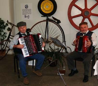 Muzejní noc Muzejní noc 2017 se nesla v duchu cyklistiky. Byla zahájena vernisáží výstavy Ejhle kolo.
