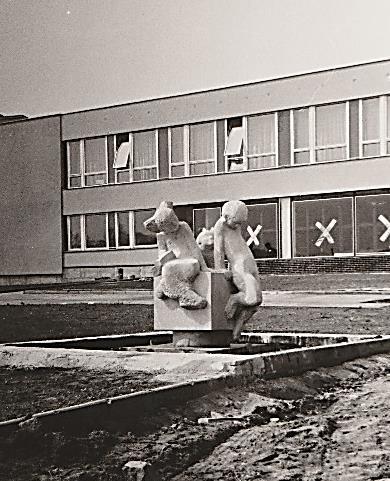 dřevo v.