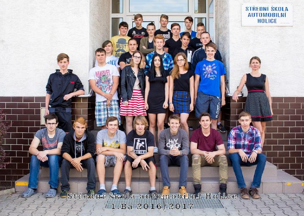 Roman Zavřel Luboš Kaplan Ondřej Půlpán Petr Uhlíř Erik Kondáš Daniel Renner Jiří Václavek Daniel Kostelecký Michal Rýdl Daniel Vávra Daniel Třída: 1.B Třídní učitel Ing.