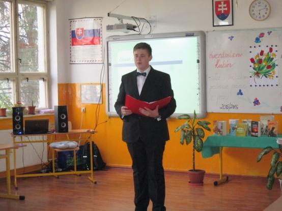 V školskom roku 2015/ 2016 to boli aktivity v knižnici i mimo nej. Najprv sa zorganizovala súťaž v rýchlom čítaní.