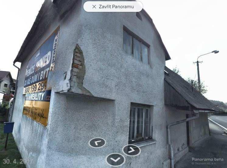 7) Rodinný dům Nabídková cena: 850 000,- Kč Lokalita: Hodslavice Popis: Samostatně stojící, částečně podsklepený rodinný dům s dispozicí 6+1.