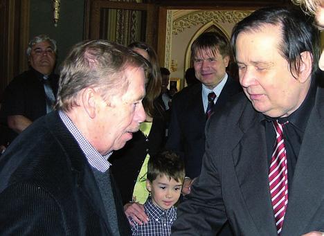 péče. Nutno však říci, že toto pracoviště nevzniklo teprve tehdy, ale mělo za sebou již úctyhodnou historii počínající založením Památkového úřadu v roce 1920.